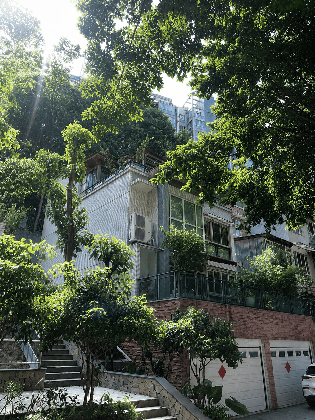 门头沟岛居岁月从容升级：小小岛老别墅加装蒂升悦行款电梯